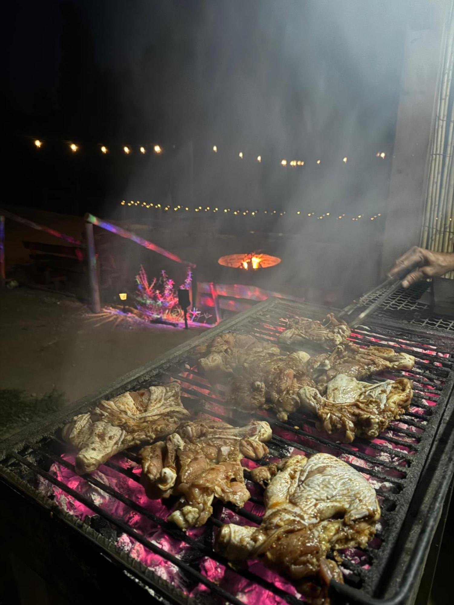 Ghar El Melh Outdoors Hotel Ra's al Jabal Eksteriør billede